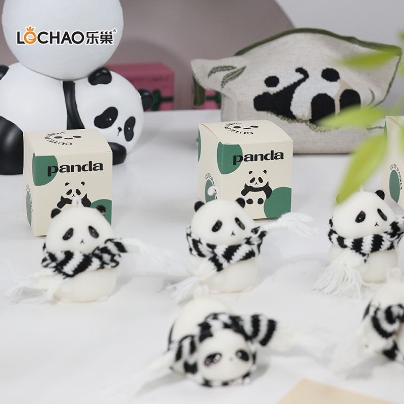 Panda Figurine Aromatherapy-/Scented Candle
