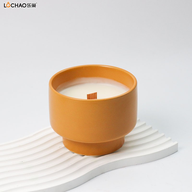 Ceramic cup scented candle
