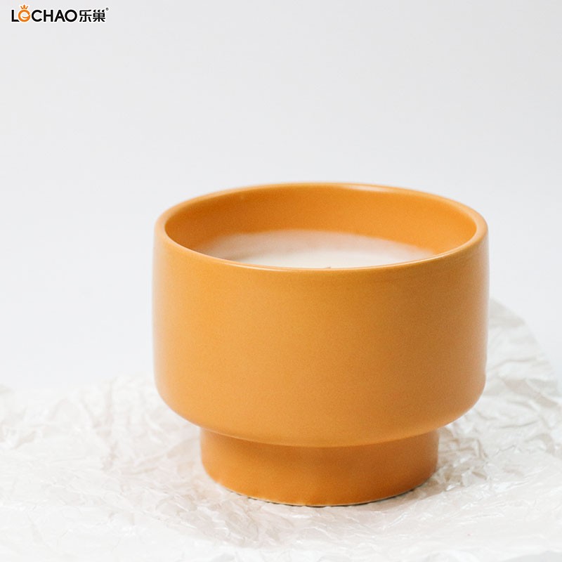 Ceramic cup scented candle
