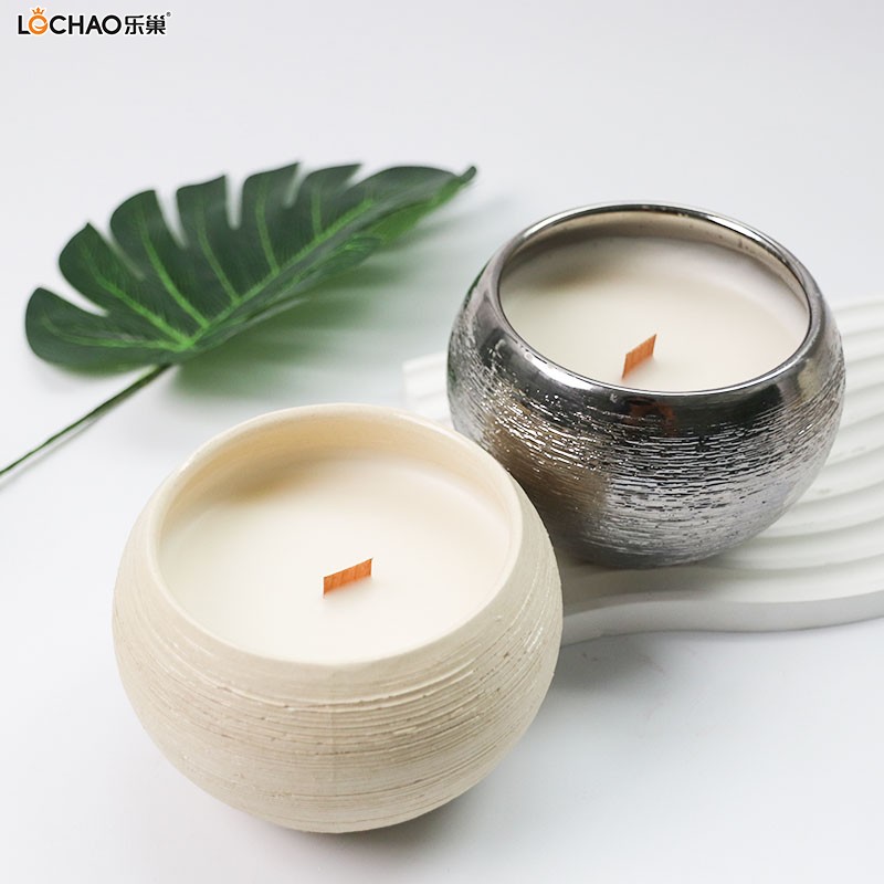 Brushed round porcelain jar scented candle