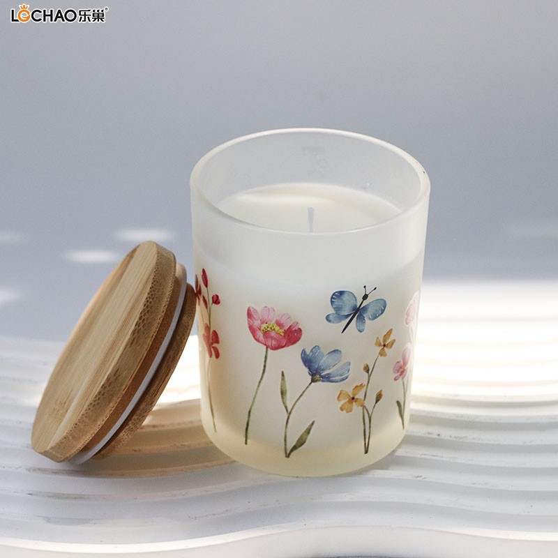 Glass pattern scented candle
