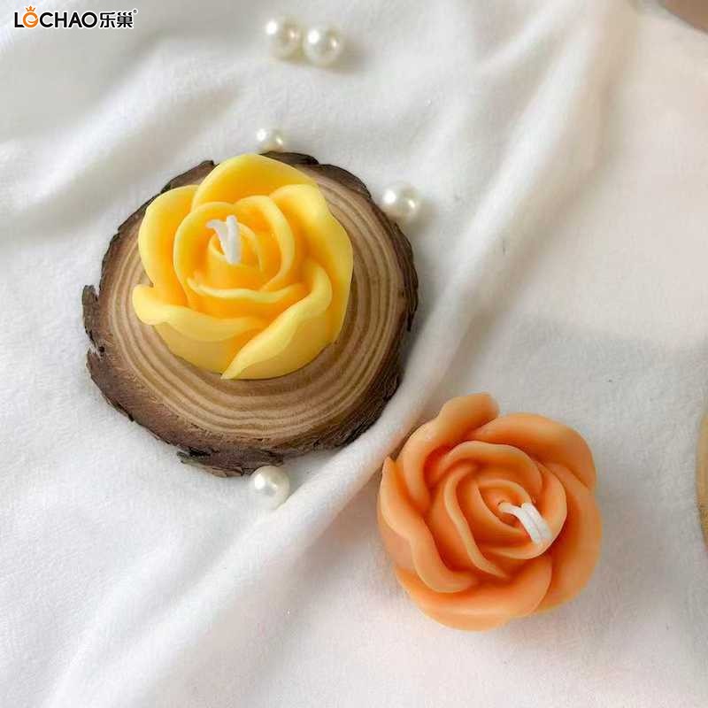 Large Rose Scented Candle