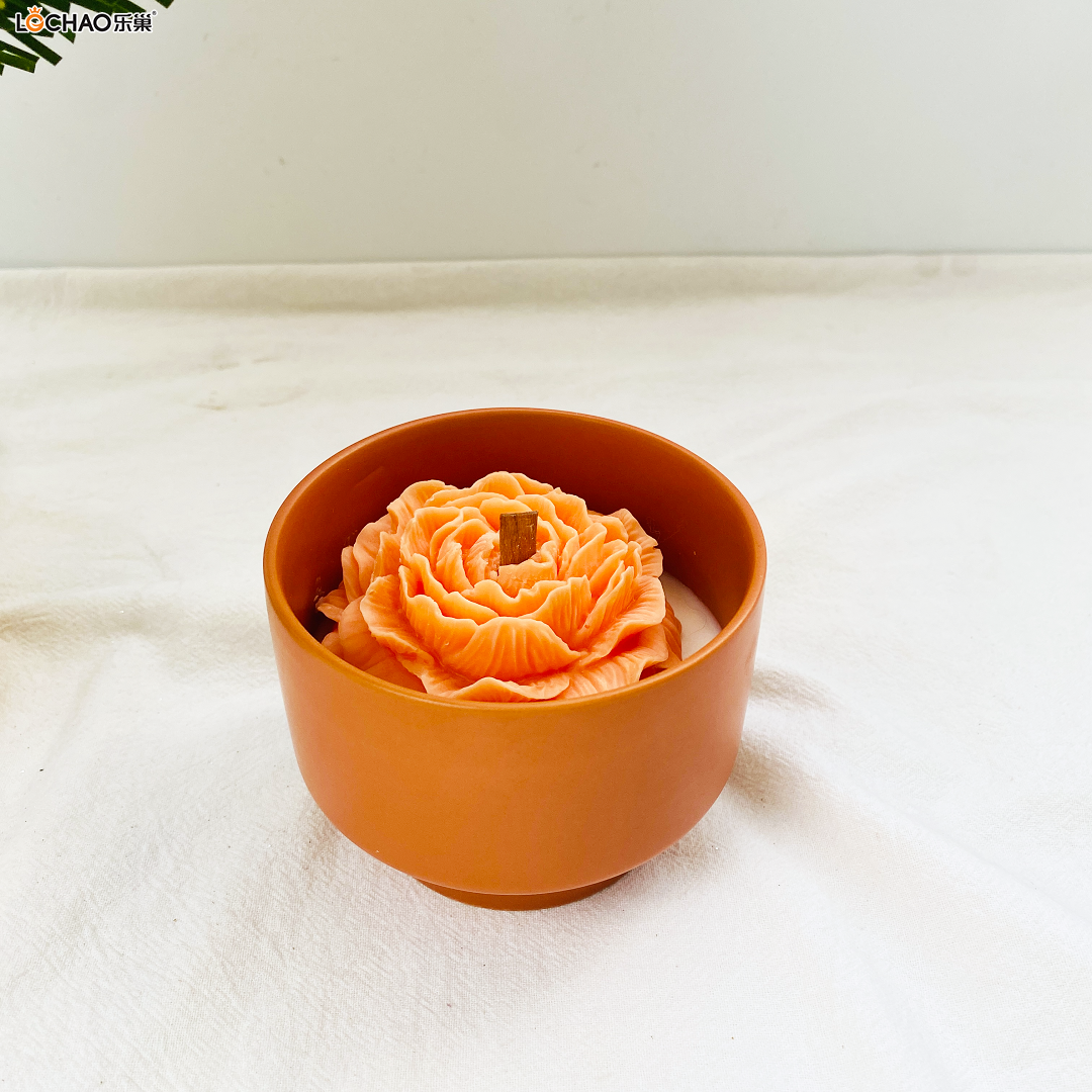 Stemmed Porcelain Cup Scented Candle