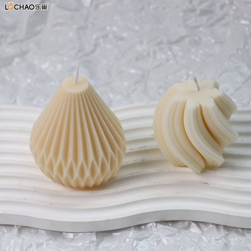 In what situations are scented candles suitable for use?